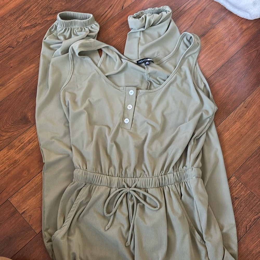 Fashion Nova Jumpsuit